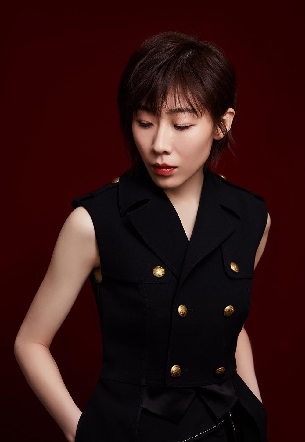 35岁女演员任素汐再次出轨,引发网友的愤怒和失望