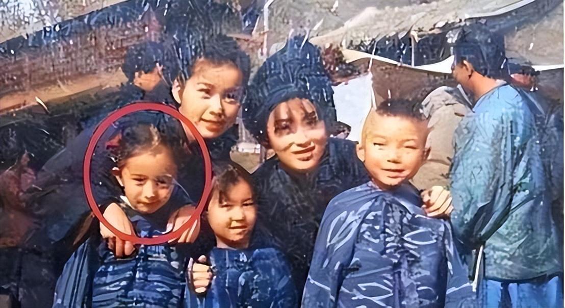 杨幂|与嘉行解约后,娱乐圈的两面三刀,在杨幂身上表现得淋漓尽致