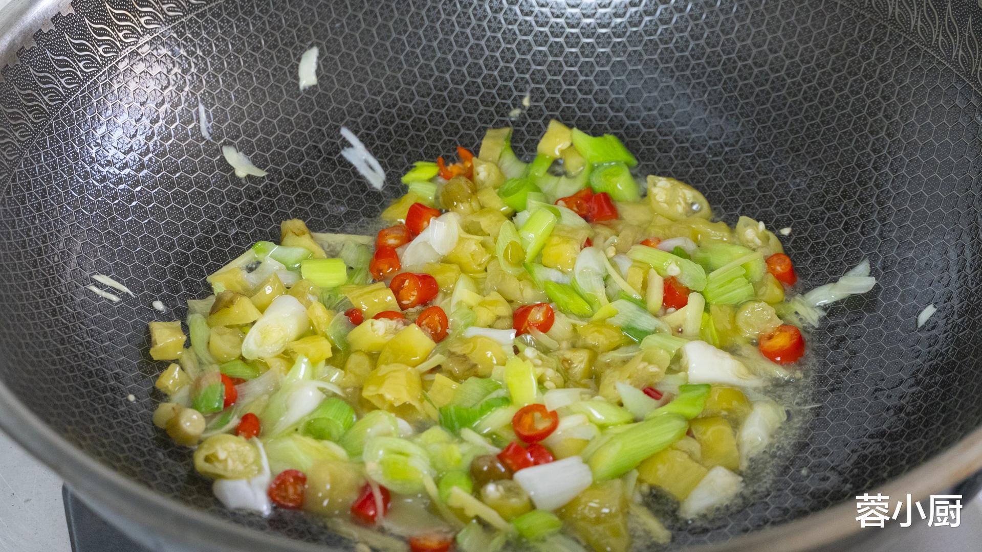 美食教程|“7月不排毒,一年都会堵”,多吃5道天然“排毒菜”,无毒一身轻