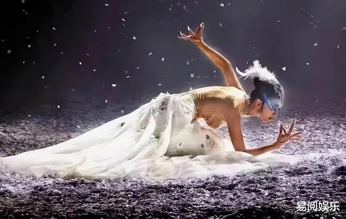 杨丽萍新舞擦边走火,“阴阳双修”再次引起争议