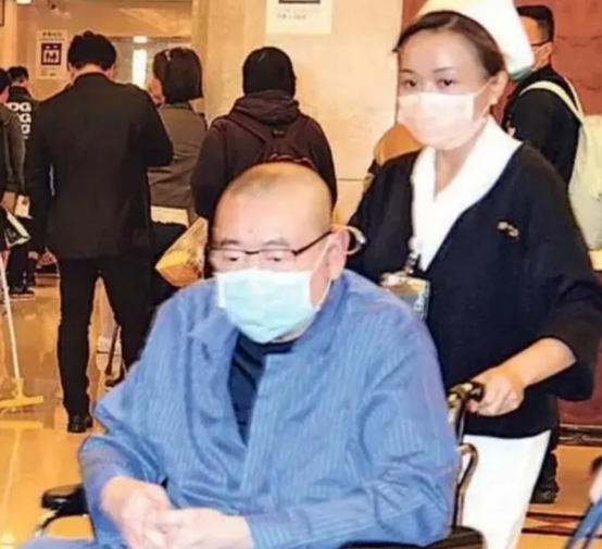 永别了!曝刘銮雄病重昏迷,甘比带500亿跑路,吕丽君欲夺百亿财产