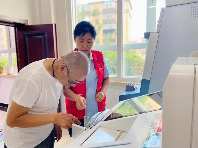 卷到天际,某地招聘60名社工,报名数已超4000,有网友晒出待遇