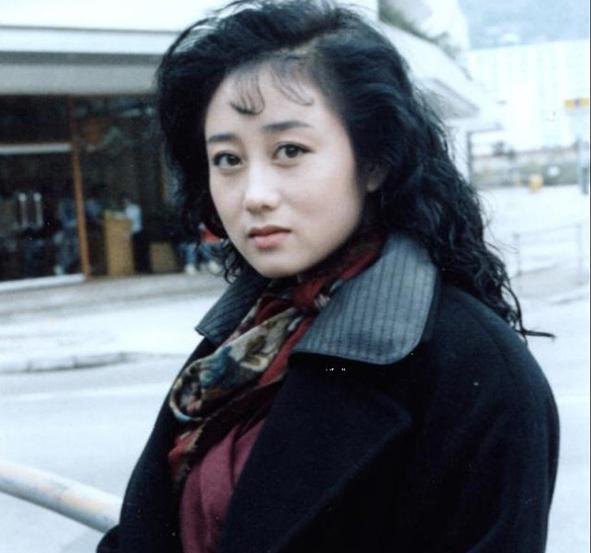 利智:嫁给李连杰才是心碎的开始,婆婆张凤兰至死都没有原谅她