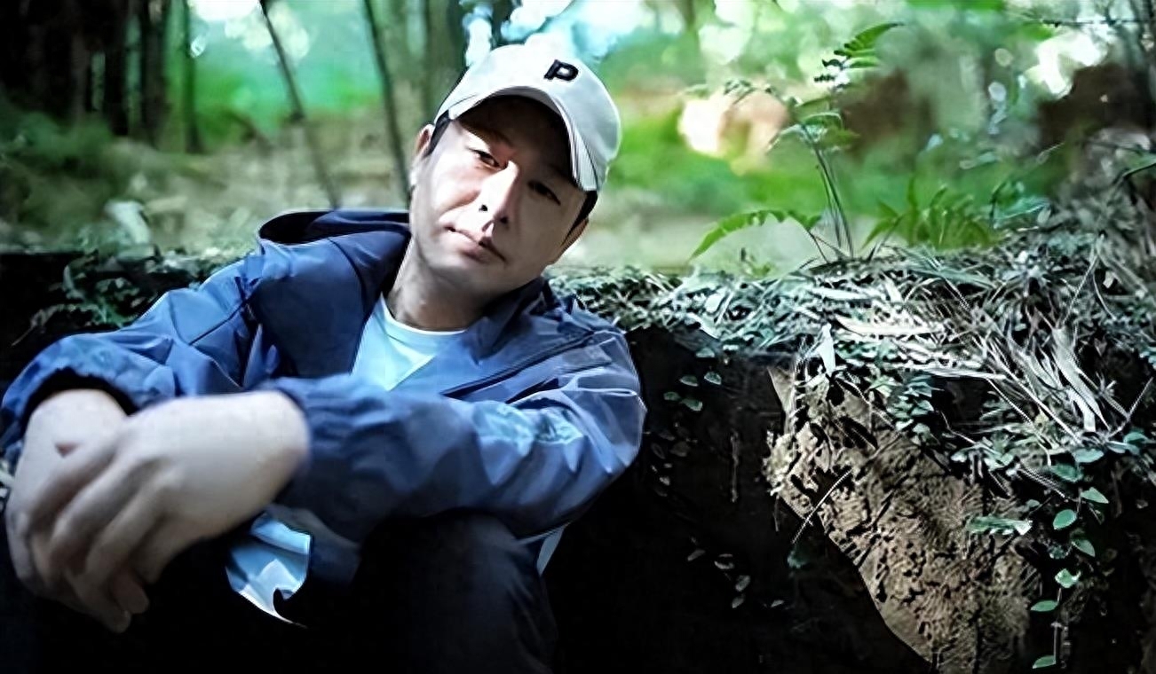 从爆红到“打回原形”，张颂文只用八个月，终是步了张小斐的后尘