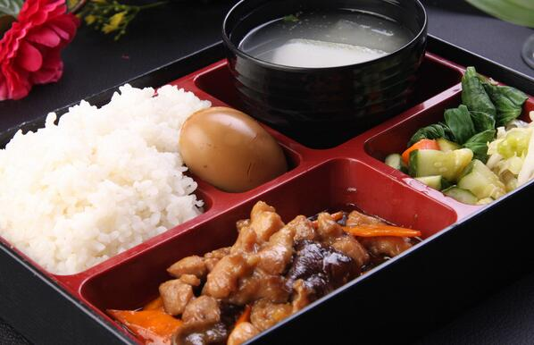 小米科技|阿里美团坐不住？小米有品“终结者”火了，3分钟让白领舍弃外卖