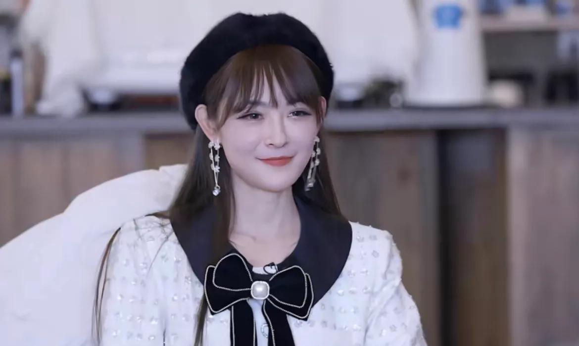 冻龄|48岁冻龄小阿姨恋综透露因家暴离婚,原来这么漂亮也会不被爱