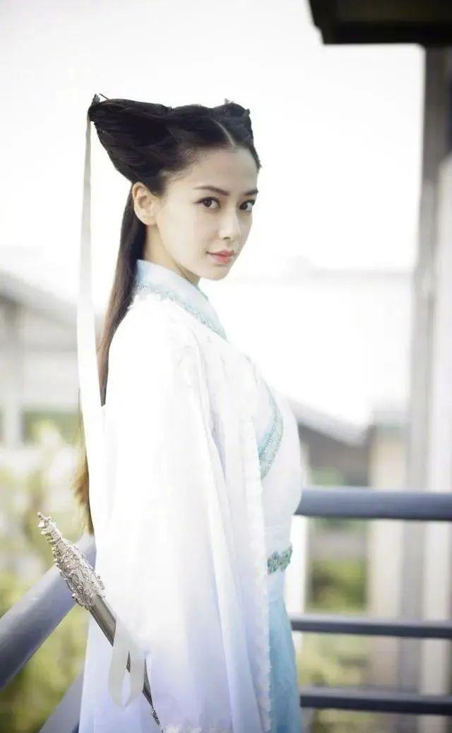 终于理解陈晓了，如果是这个造型出演小龙女，陈妍希就不会被骂了