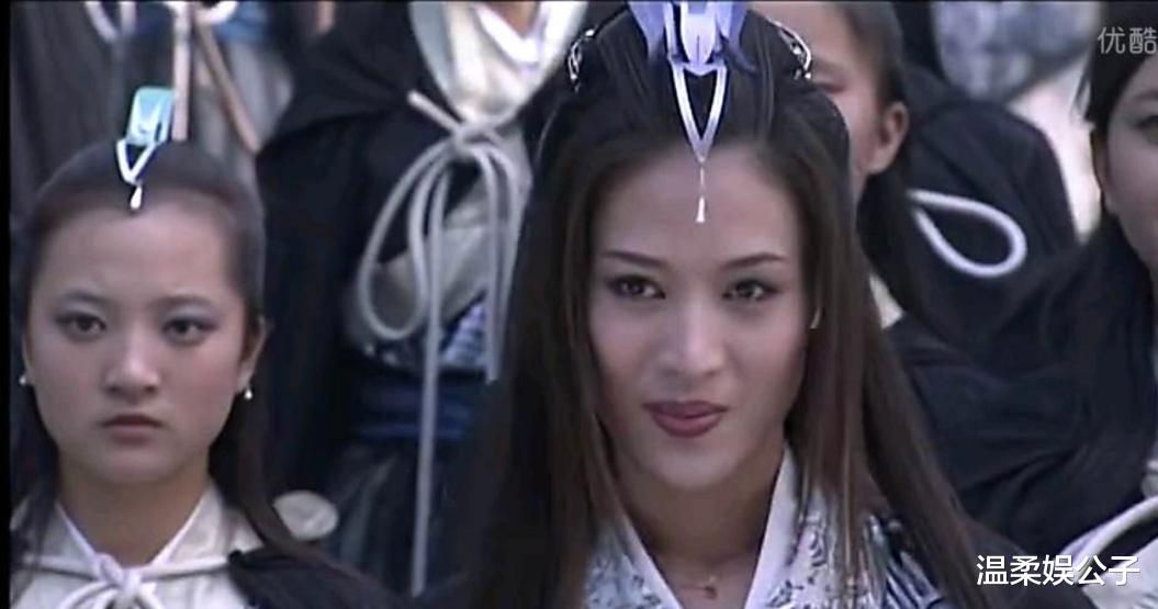 糊涂啊，当年怎么只顾盯着刘亦菲和蒋欣了，忽略了更貌美的她们