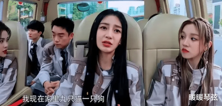 离婚后，杨颖回忆和黄晓明的婚姻，感叹：我之前常接送儿子上下学