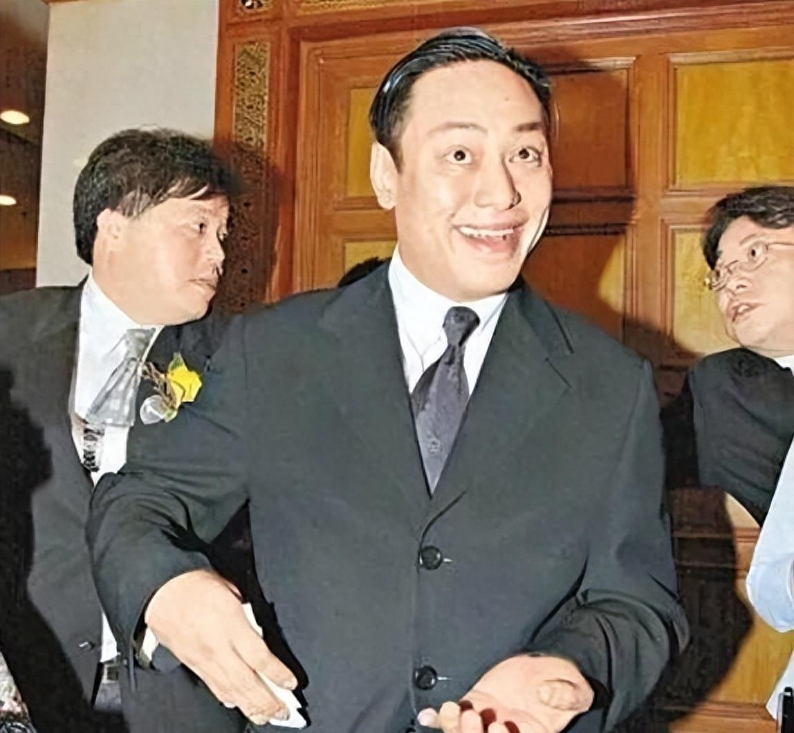 张智霖:我曾经花100万,包养了她两个月,你老婆的身材很好