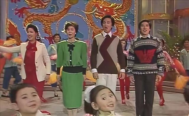 央视春晚二次彩排,网友怒斥“混子”明星,沈腾玛丽都救不了场