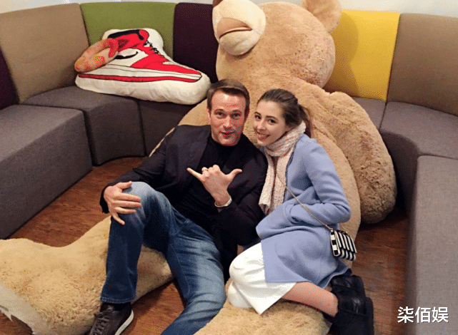 马雅舒|马雅舒夫妇为儿子庆生，女儿混血感十足，儿子像妈长相肤发很东方