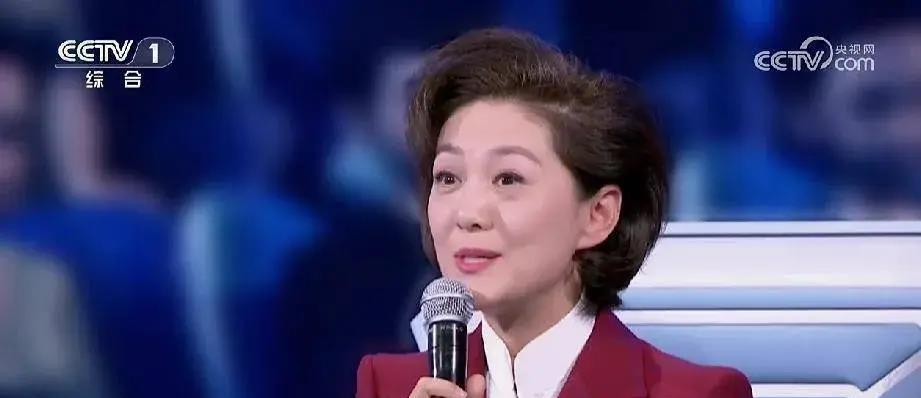 央视主持人大赛冯琳胜张靓婧争议巨大，任鲁豫和鲁健看法截然相反