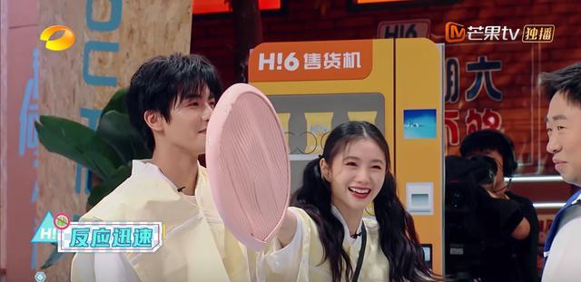 《你好星期六》:刘浩存综艺首秀,2个细节见人品