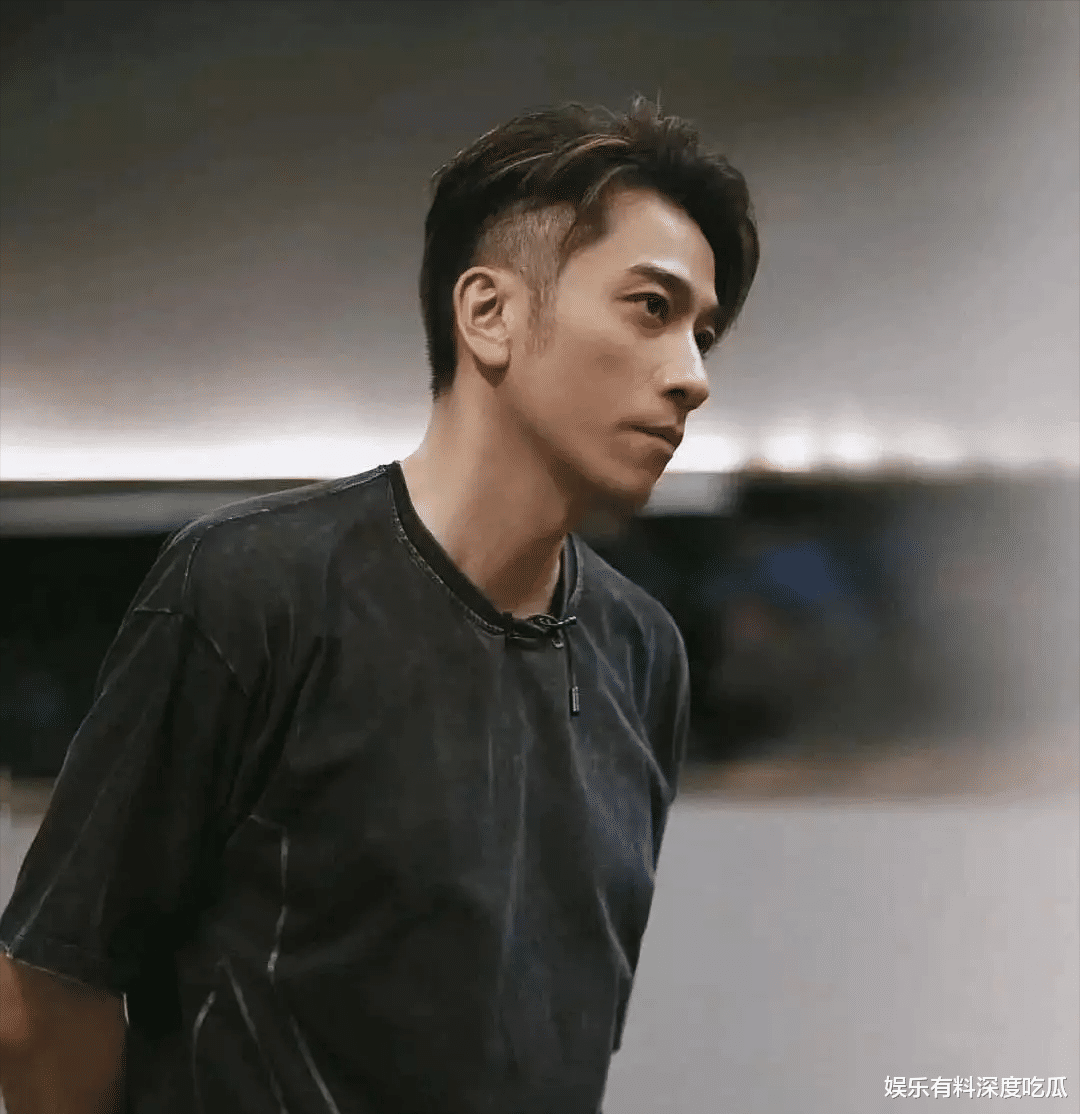 TVB“渣男”吴卓羲:换人如换衣!交16个女友,如今还是单身