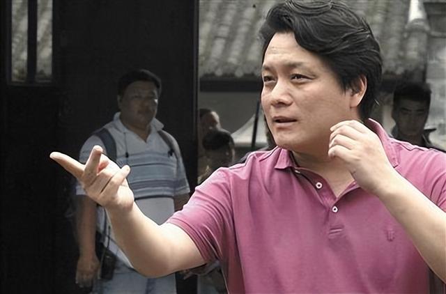 演员岳丽娜：19岁与导演裸婚连生3胎，如今丈夫用7部剧将她捧红