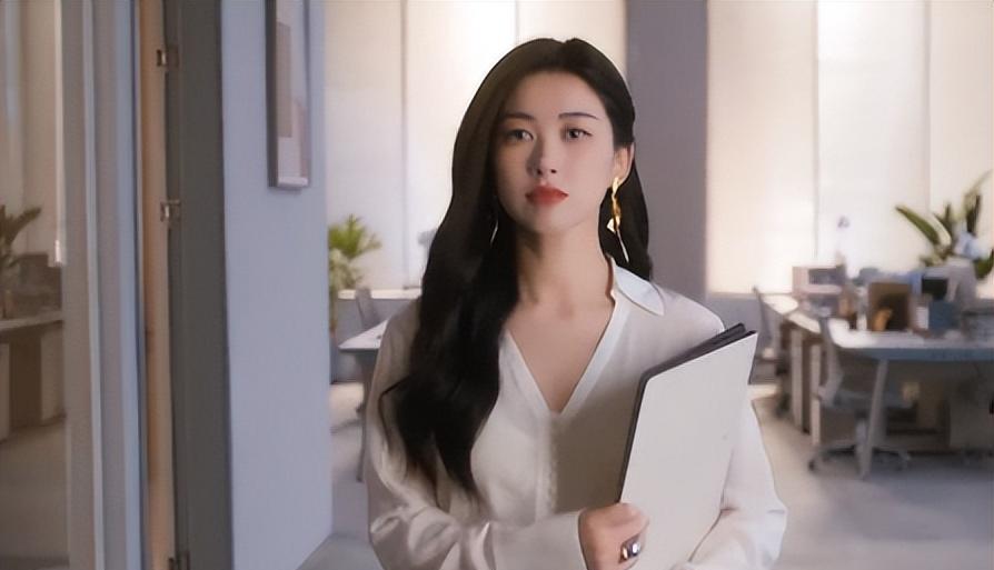 |《浪姐4》商务资源差距大,Ella张嘉倪成品牌宠儿