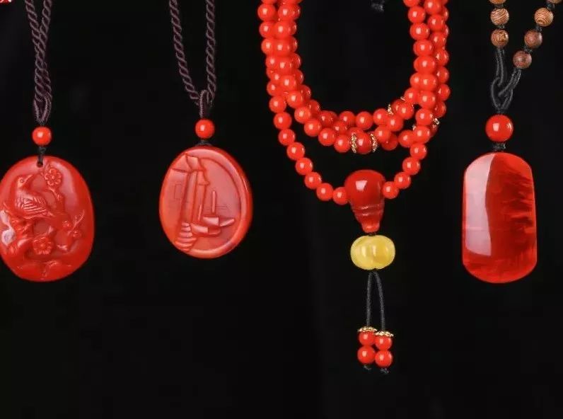 蜜蜡|珠宝玉石入门，宝友如何选择？