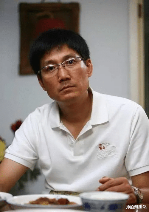 茵娜：嫁给演员李崇霄，恩爱23年丈夫离世，如今与女儿相依为命