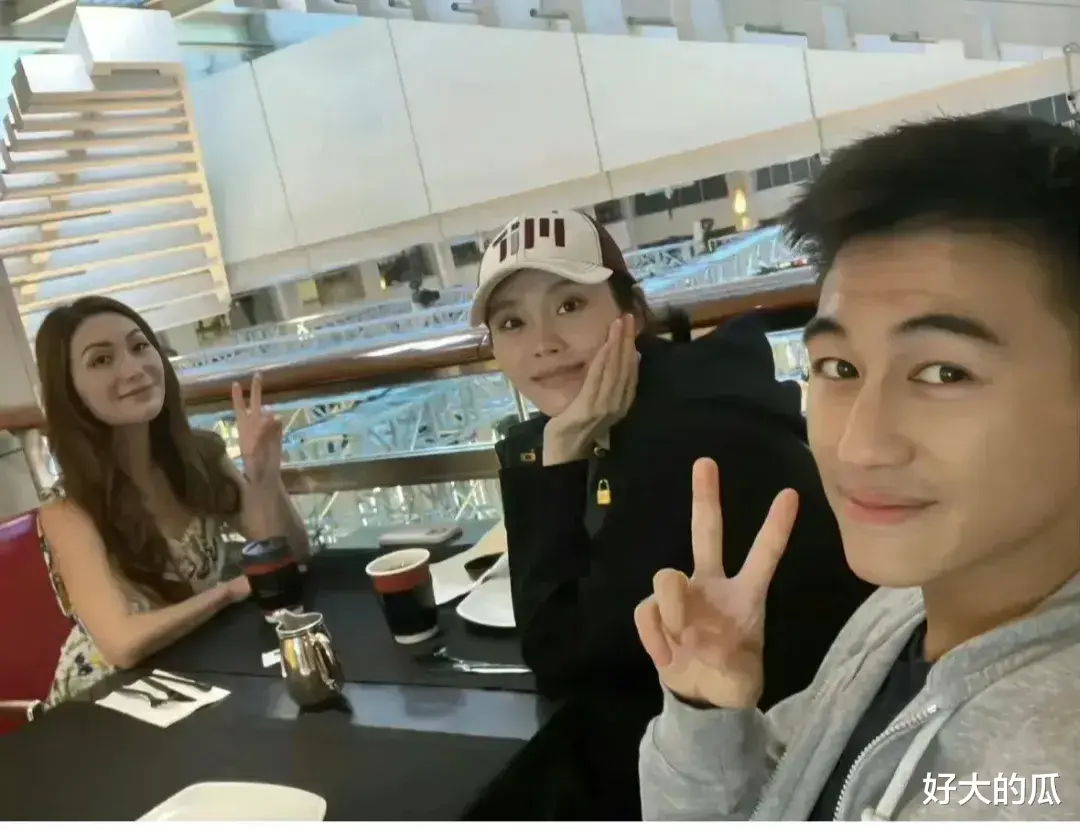 何猷君被吐槽在内涵何超莲，为赌王守孝3年才不办婚礼，窦骁也难堪