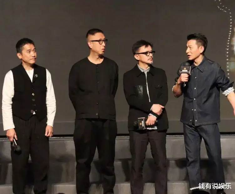 谢霆锋|谢霆锋一日官宣三部新片,同框张学友面带微笑,脚踩厚底鞋抢镜