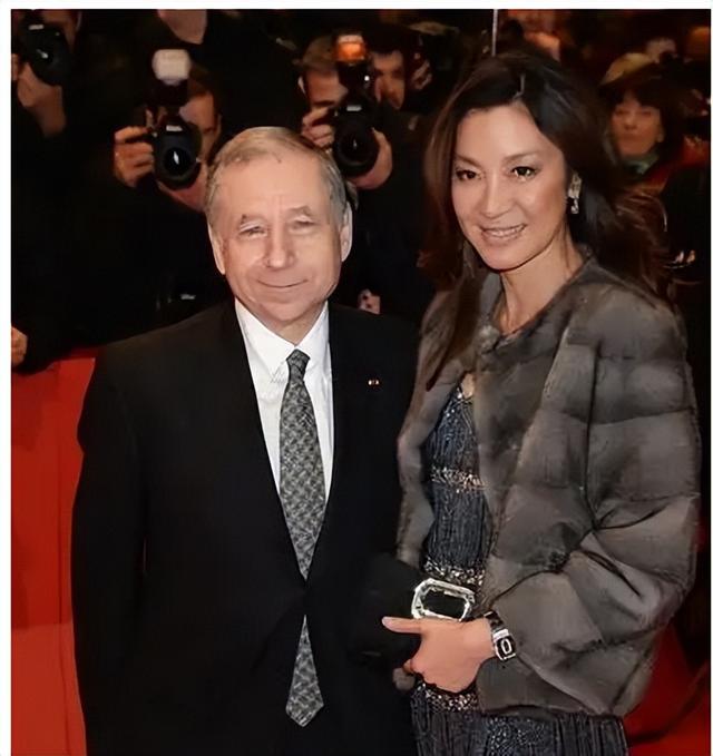 “把老公熬成爹”,这几对明星夫妻同框,明明没差几岁却像两代人