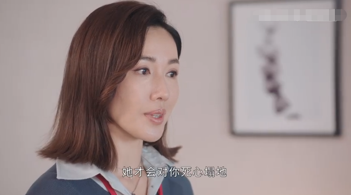 《新闻女王》冲上热搜榜第一，打了多少资方的脸，佘诗曼又赌赢了