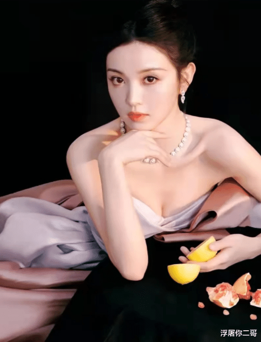 田曦薇：从网红到演员的华丽转型