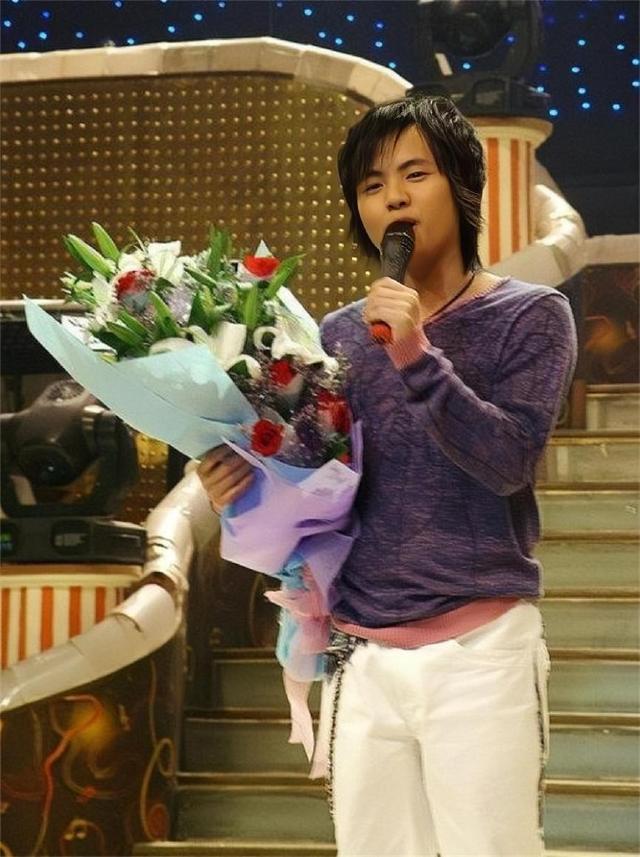 |“情歌王子”郑源：15岁开演唱会，19岁日赚万元，春晚都请不动他