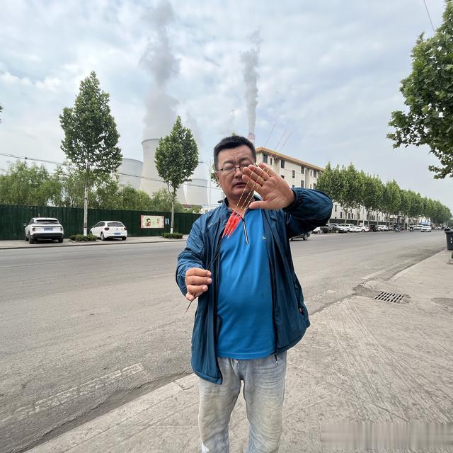 鲤鱼|五十元价位鲤鱼浮漂迎来搅局者,一漂难求,让渔具店排队等两月!