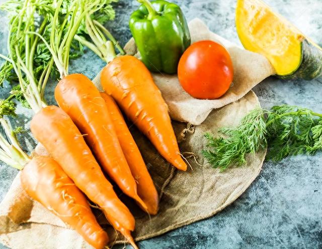 与南瓜相克的5大食物，两者尽量不要一起食用，别不当回事