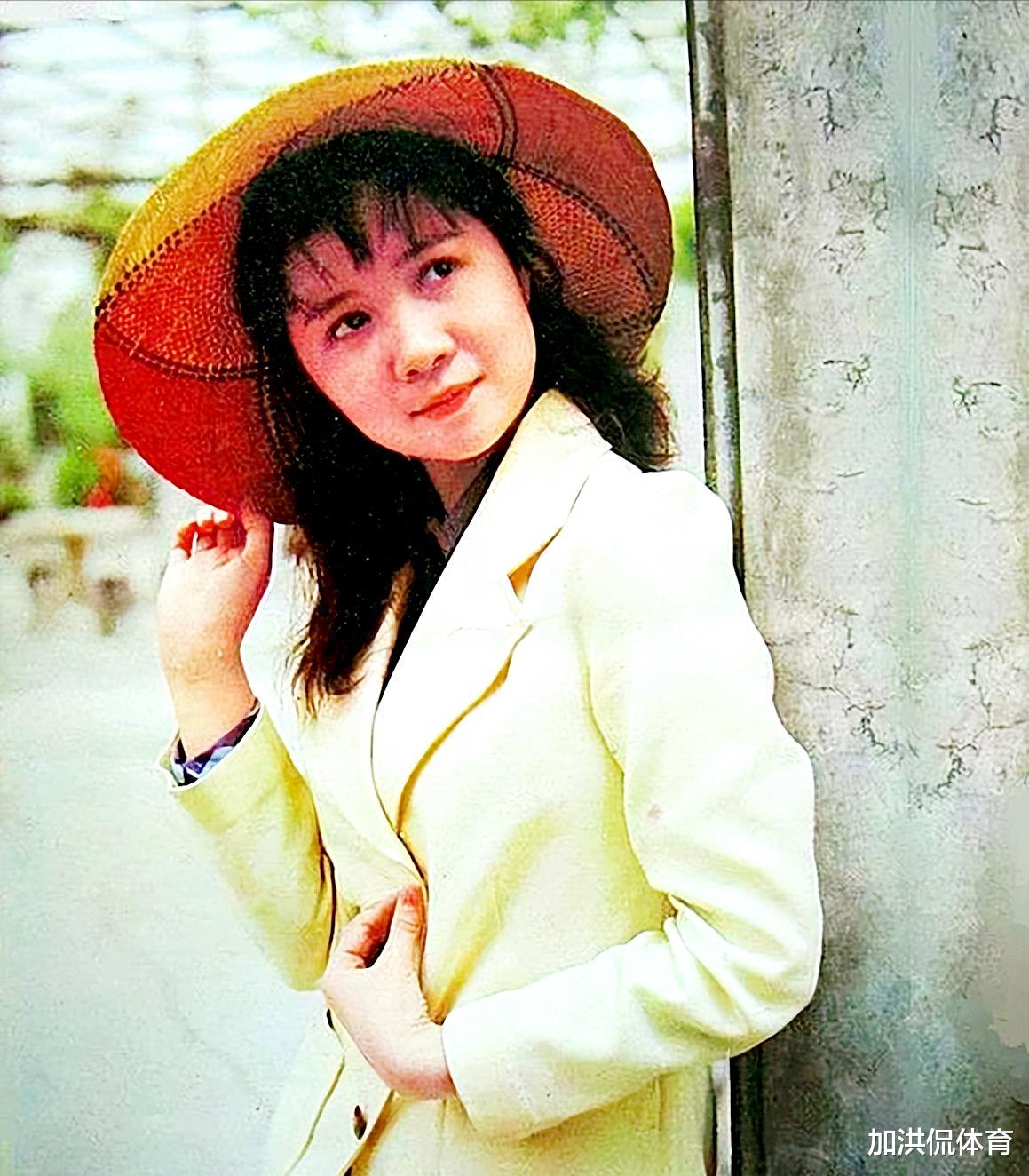 蔡明|原来他就是蔡明儿子,37岁仍未婚未育,是蔡明的骄傲更是她的心病