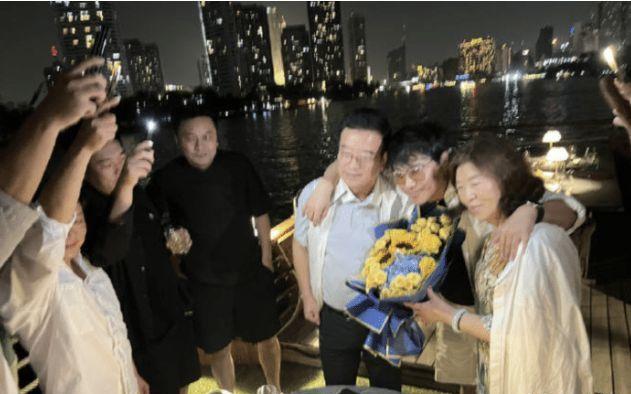 陈思诚|陈思诚和阮巨约会被拍，深夜驾车一同回家，相恋半年感情稳定