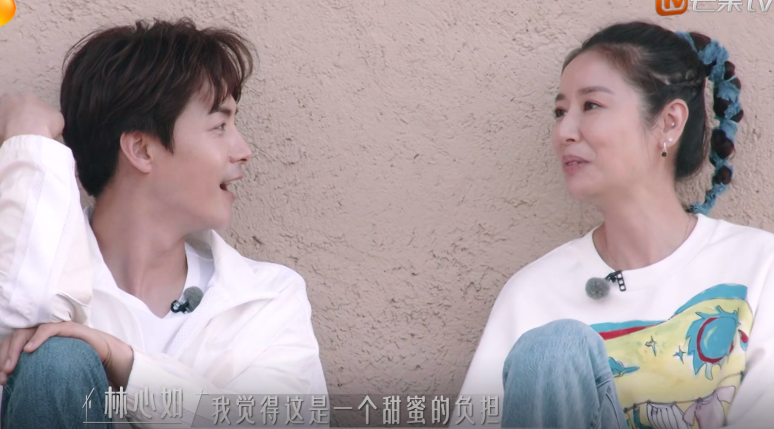 林心如公开晒6岁女儿的大眼睛,不会生二胎,感叹47岁老了生不出