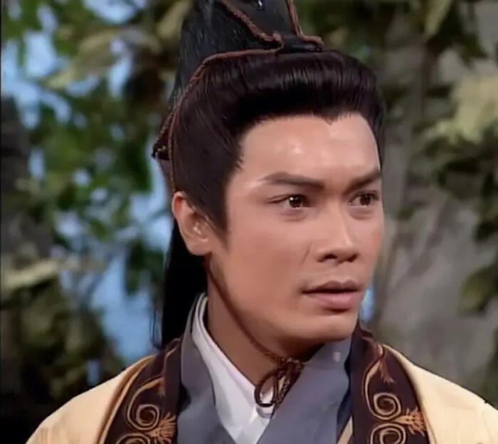 又一版《神雕侠侣》来了！郭芙成了黄蓉，杨康变郭靖，小龙女很美