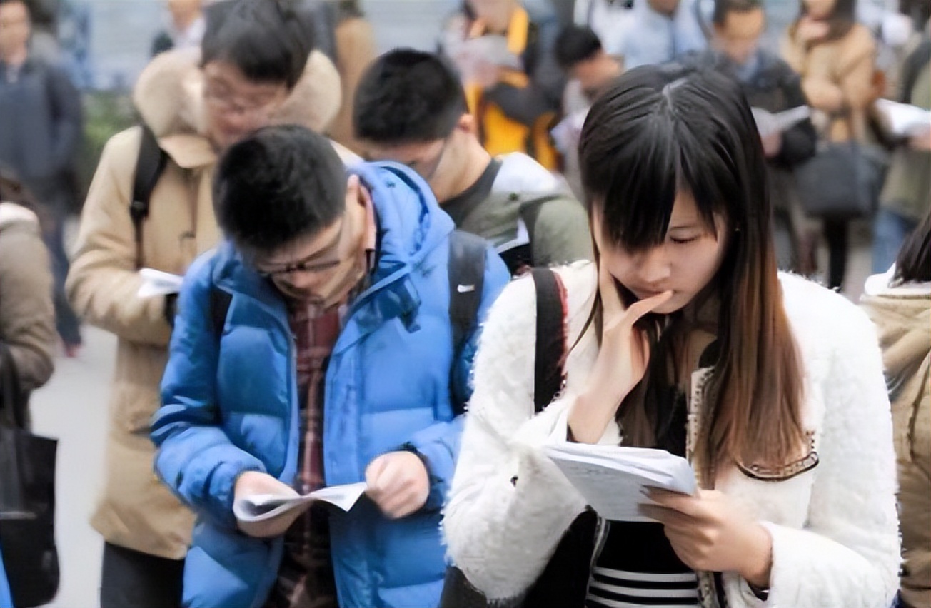 事业单位|事业单位传出好消息,6省招聘打破年龄限制,最高可放宽至45周岁