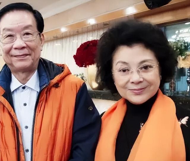 《外来媳妇本地郎》卢秋萍,戏里是妙婵妈妈,戏外女儿身份不简单