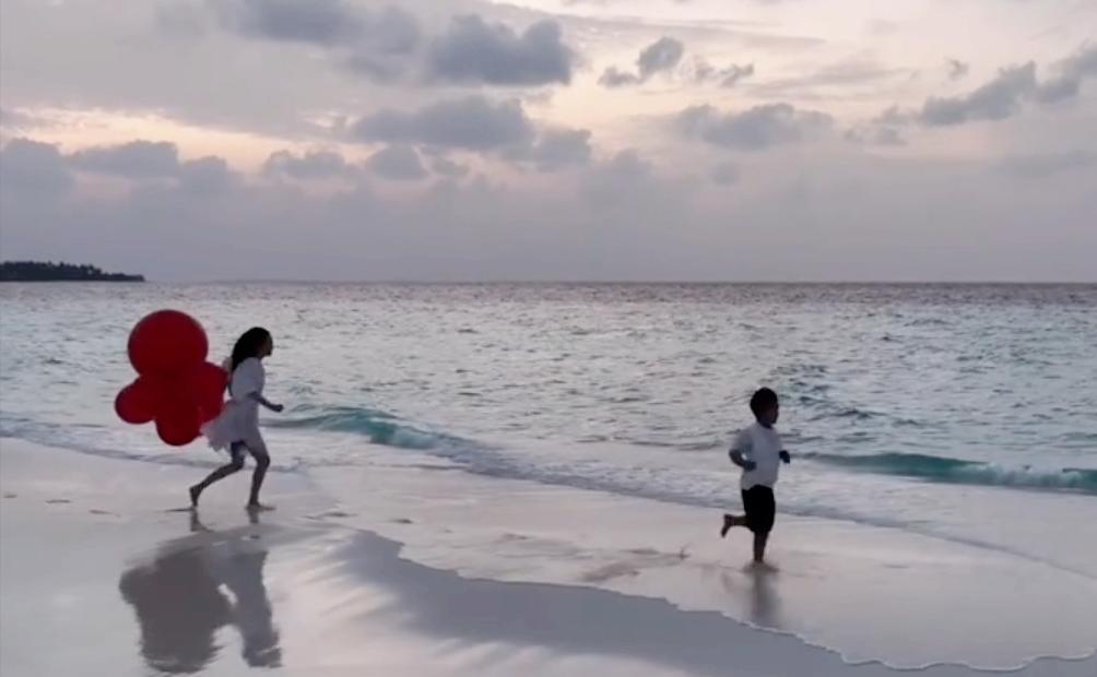 佟丽娅|佟丽娅为儿子庆生!7岁朵朵成小胖墩,陈思诚与女友嗨玩懒理儿子