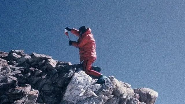 |40年前马纳斯鲁峰的首次冬季登顶
