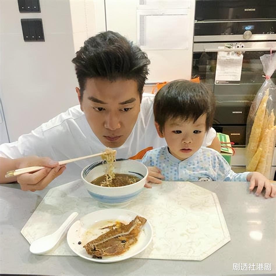 满江红|好惨！TVB知名男星转当监制不懂计开支，最终超预算十多万自己补上