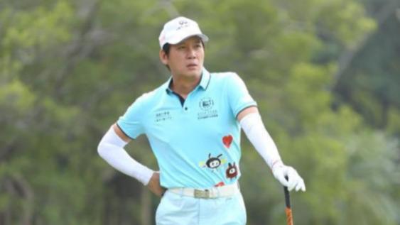 宋茜|50岁知名港星甄志强被嘲讽！行为惹25年粉丝不满，疑似小心眼导致