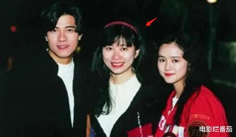 萧敬腾求婚大14岁经纪人，牵出明星和经纪人关系，只能用复杂形容