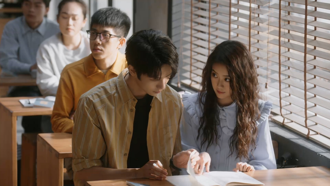 赵露思|差评多到不敢看，收视却一路走高，赵露思《后浪》凭啥这么“横”