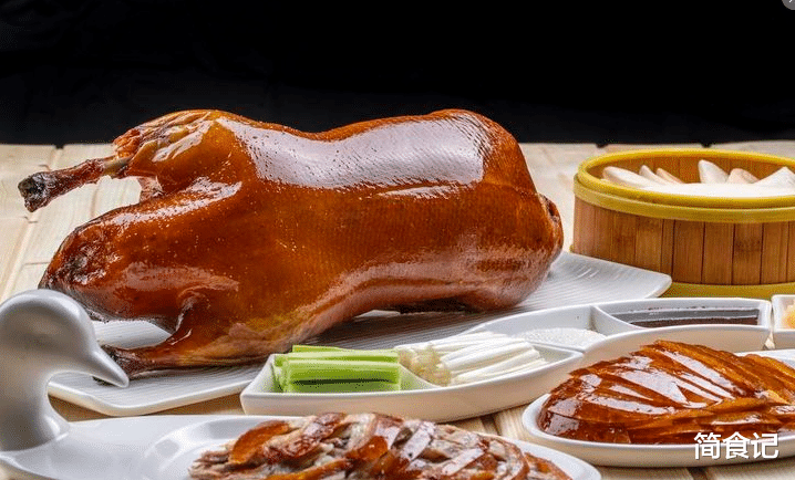 美食探店|159岁的全聚德,如今为何卖不动了?食客:太贵,太拽,太难吃