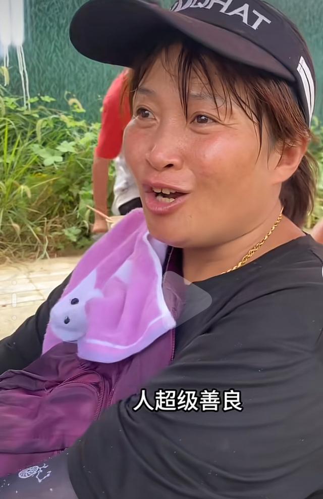 |“10元35个菜”走红还不到一周，就经营不下去了，扰了谁的饭碗？