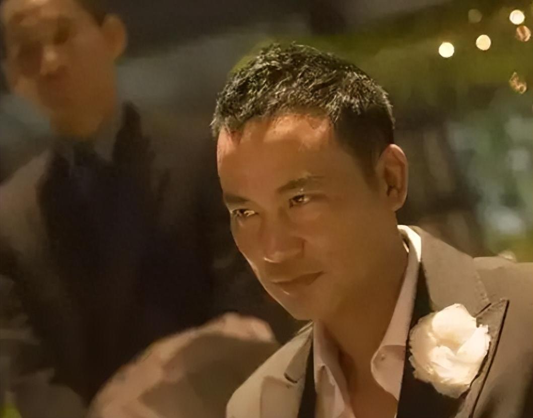 任达华：一生只有一段情，因爱丁克，却在50岁看到女儿泪流满面