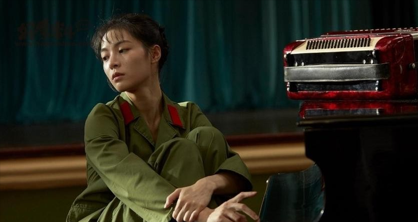 同样是演残疾人,看了赵丽颖和钟楚曦,才知道什么是教科书演技