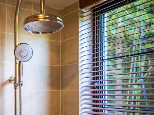 入秋后这5种澡能不洗就别洗，对身体没好处！很多人都中招了