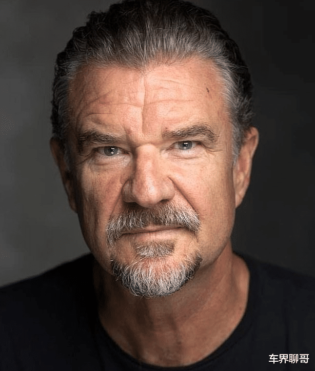 哈迪|演员彼得·哈迪在海滩浮潜时溺亡终年66岁,落水当天曾晒自拍