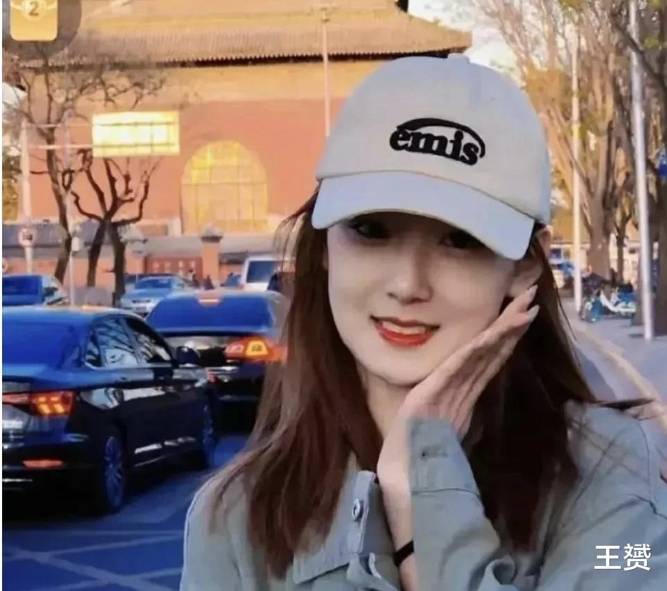 保研|川大张薇又出新瓜!前男友曝其曾脚踏两条船,和副校长的儿子同居三年